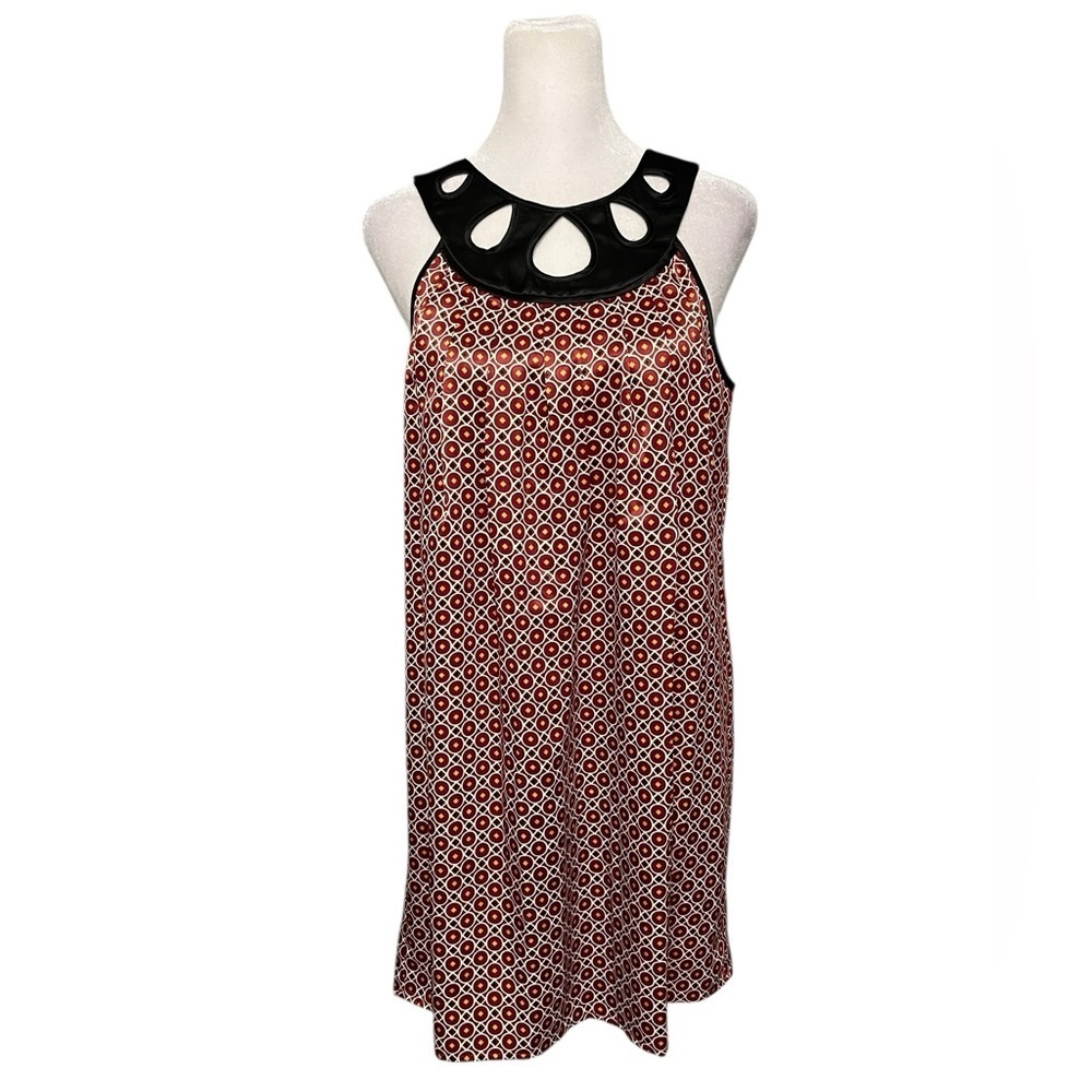 To The Max Burgundy Keyhole Cutouts Silky Mini Dress Size Small